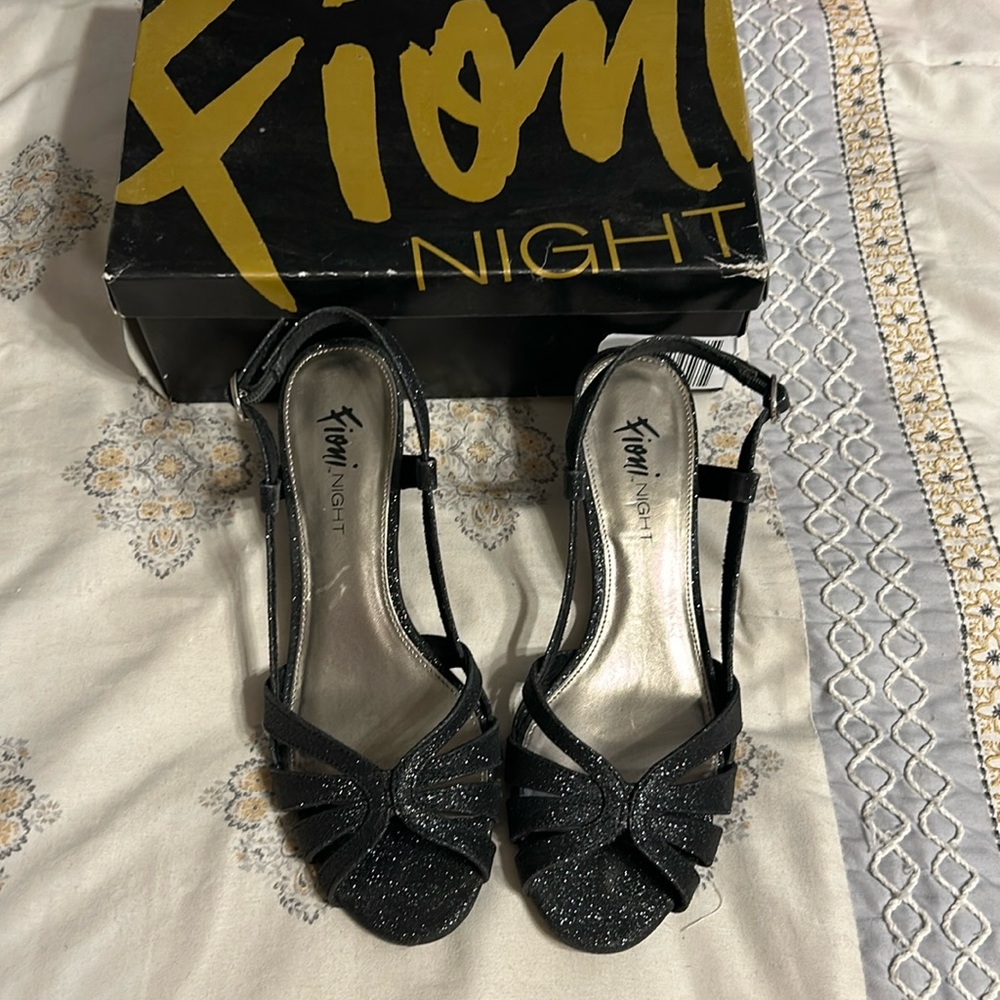 Fioni black glitter strappy heels